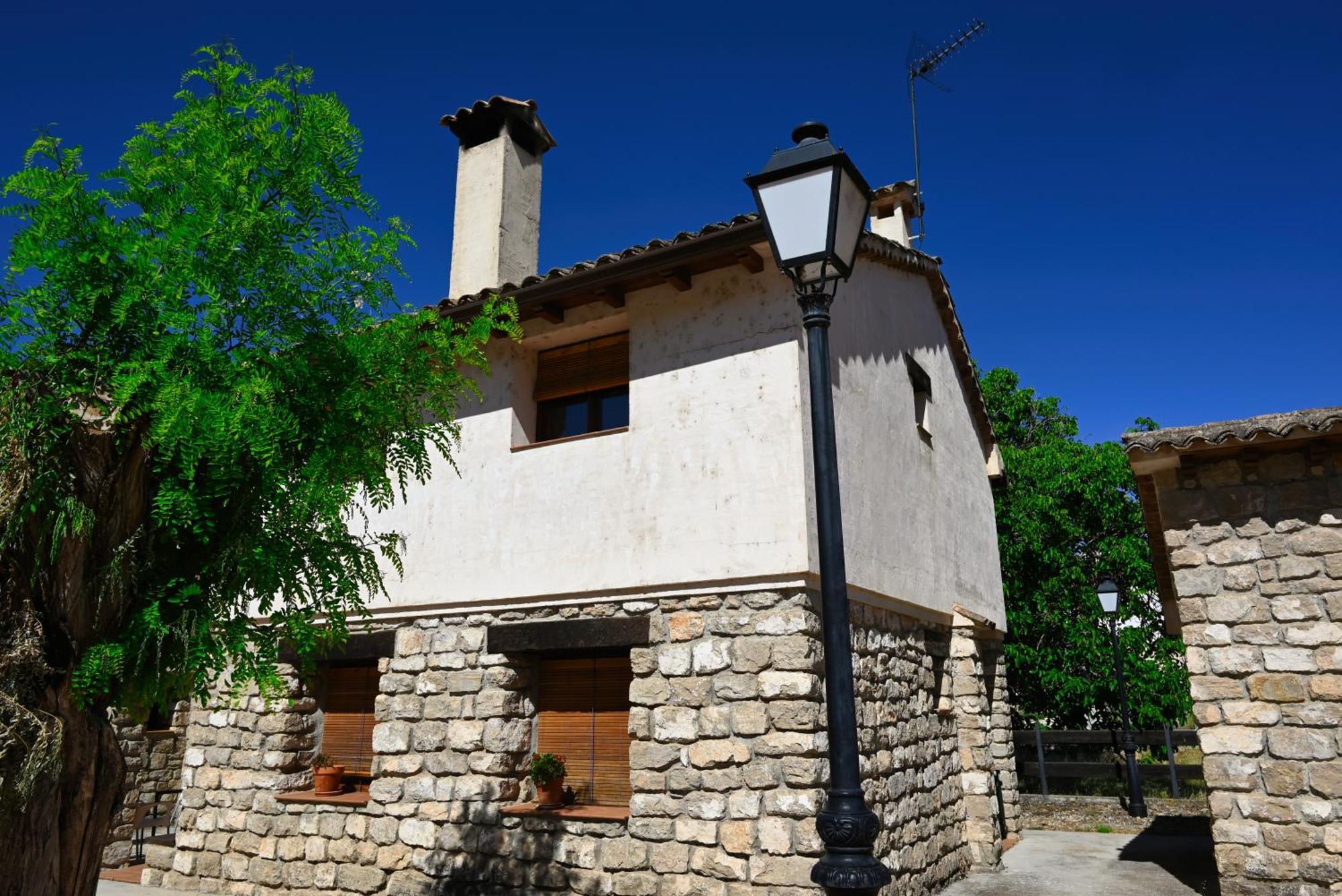 فيلاألبا دي لا سايرا Casa Rural Nelia المظهر الخارجي الصورة